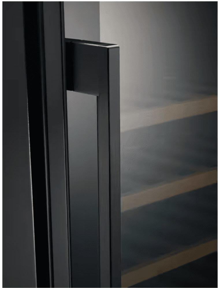 AEG 5000 integrert vinskap 52 flasker 82 cm AWUS052B5B 923421304